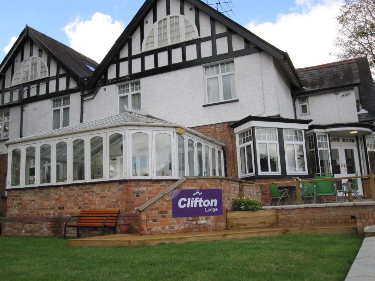 Clifton Lodge Hotel High Wycombe Exterior foto